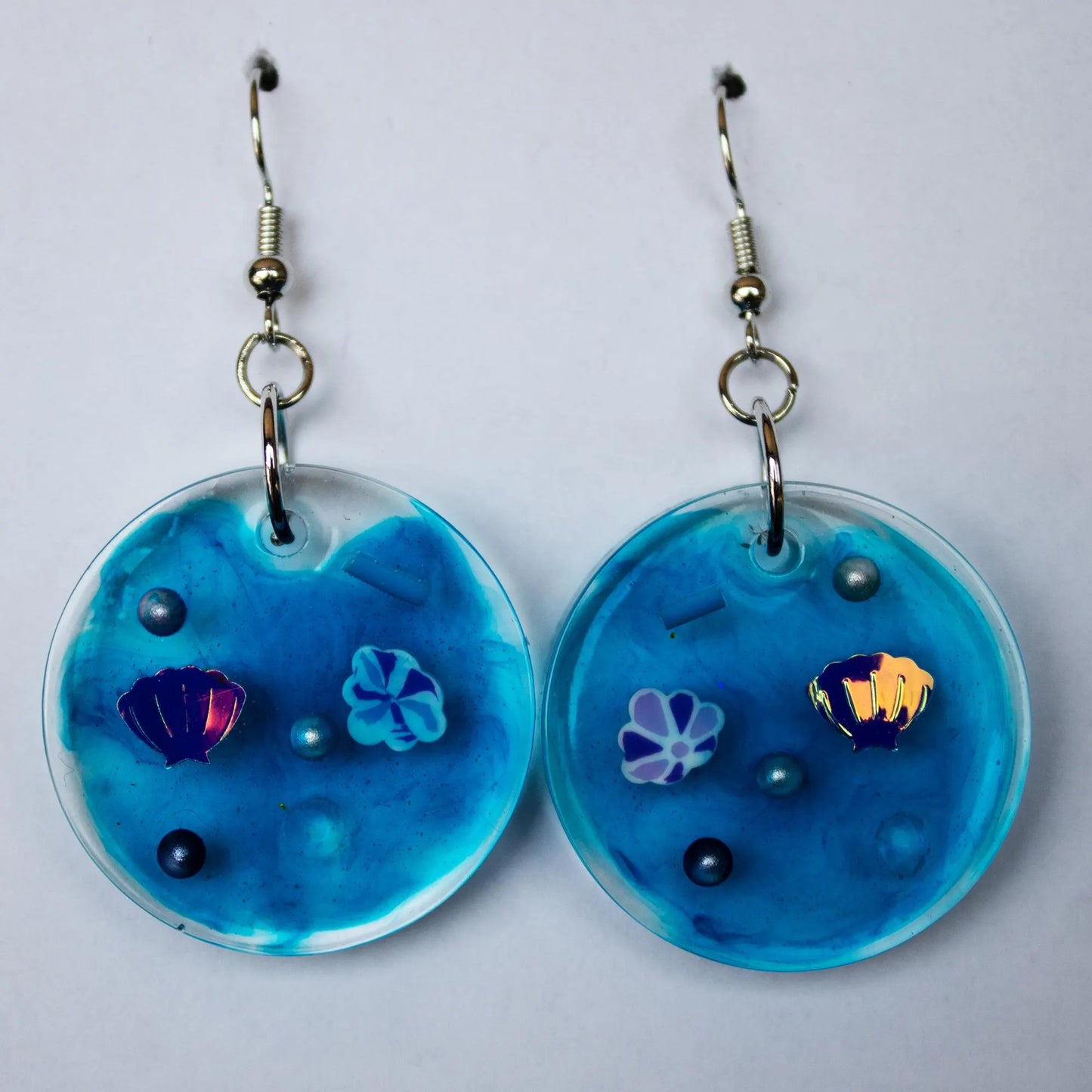 Blue Seashell Round Earrings