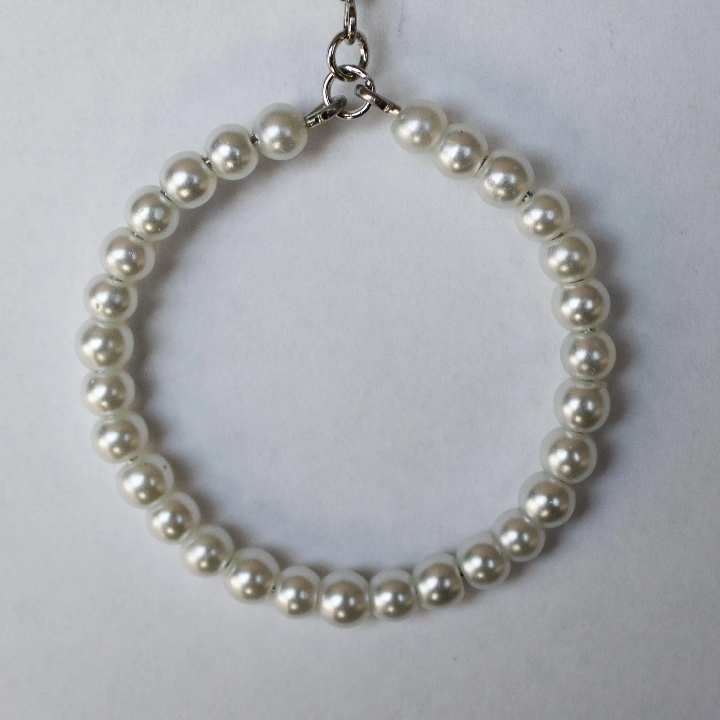 Pearly Round Earrings